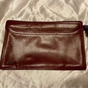 Small clutch style purse